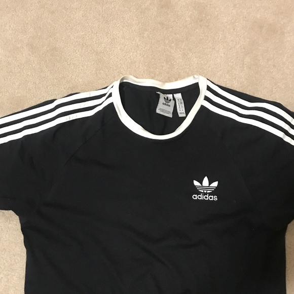 Black Adidas tshirt - Picture 1 of 1